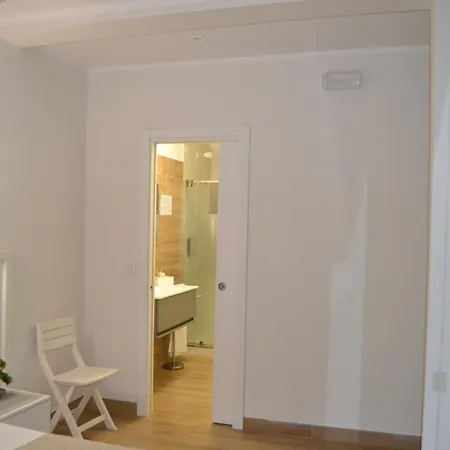 Guest Nesea Πανσιόν