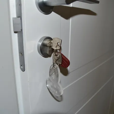 Guest Nesea Πανσιόν Pellaro