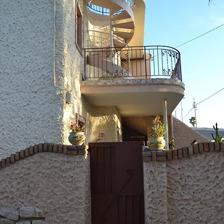 Guest Nesea Πανσιόν 4*